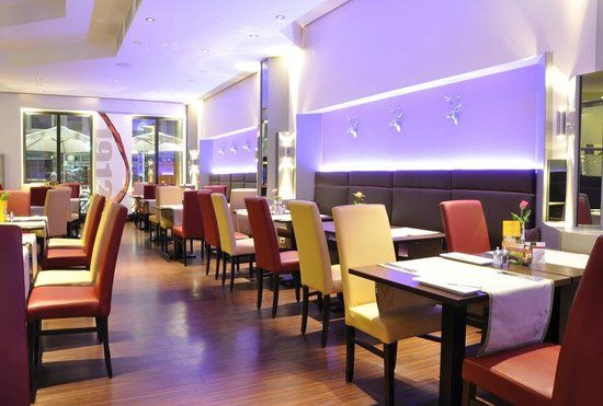 1912 Restaurant & Bar